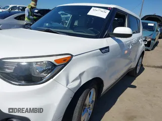 2018 Kia Soul with VIN KNDJN2A2XJ7535413, listed as a IAAI auction lot 41677036 with 141,803 mi miles. Bid and sale history available at carsss.com. Image 6.