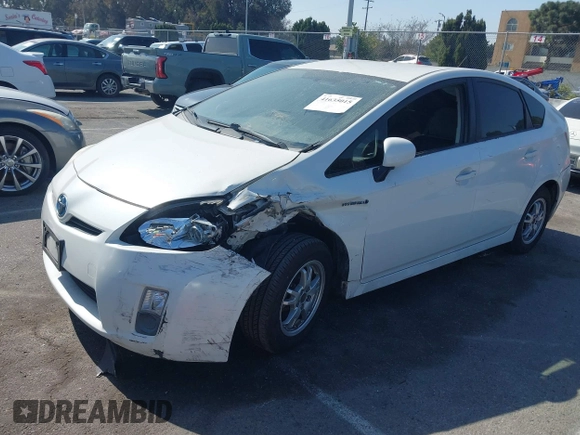 2010 Toyota Prius II with VIN JTDKN3DUXA0131219, listed as a IAAI auction lot 41635015 with Not Provided miles. Bid and sale history available at carsss.com. Image 2.
