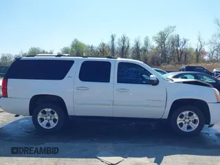 2008 GMC Yukon XL SLT 4SB with VIN 1GKFK16378R139856, listed as a IAAI auction lot 41933788 with 120,767 mi miles and . Bid and sale history available at carsss.com. Image 13.