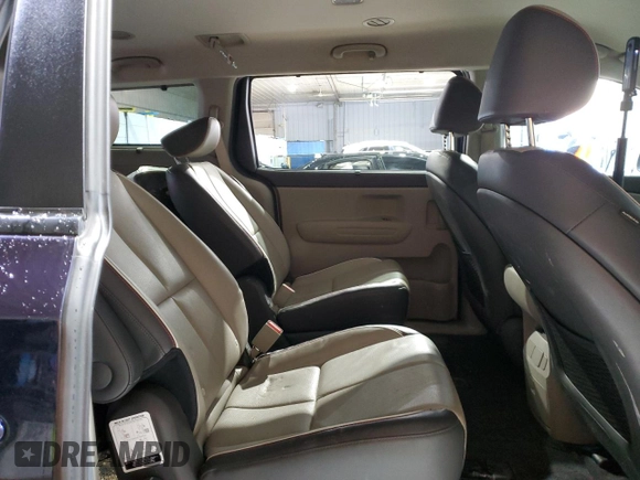 2018 Kia Sedona LX with VIN KNDMB5C12J6364139, listed as a Copart auction lot 44716045 with 72,352 mi miles and Salvage Title. Bid and sale history available at carsss.com. Image 11.