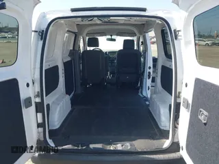 2019 Nissan NV200 SV with VIN 3N6CM0KN4KK710439, listed as a IAAI auction lot 42648330 with 33,060 mi miles and . Bid and sale history available at DreamBid. Image 8.