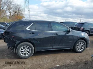 2019 Chevrolet Equinox LT z VIN 2GNAXKEV5K6269208, wystawiony jako IAAI lot #40767176 z przebiegiem 81 717 mil mil oraz . Historia ofert i sprzedaży dostępna na DreamBid. Obrazek 13.