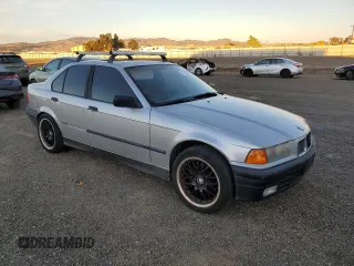 1992 BMW 3 Series with VIN WBACB4310NFF84746, listed as a Copart auction lot 79340334 with 101,709 mi miles and Clean title. Bid and sale history available at DreamBid. Image 4.