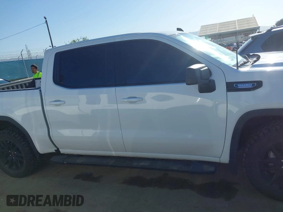 2021 GMC Sierra 1500 with VIN 1GTP8CET3MZ123515, listed as a IAAI auction lot 42002396 with 57,713 mi miles and . Bid and sale history available at DreamBid. Image 13.