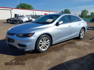2018 Chevrolet Malibu LT z VIN 1G1ZD5ST4JF225982, wystawiony jako IAAI lot #42290615 z przebiegiem 122 483 mil mil oraz . Historia ofert i sprzedaży dostępna na DreamBid. Obrazek 2.