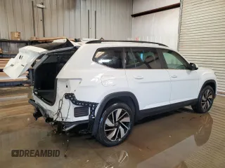 2025 Volkswagen Atlas SE with VIN 1V2HR2CA5SC503516, listed as a Copart auction lot 51640035 with 10,439 mi miles and Clean title. Bid and sale history available at DreamBid. Image 3.