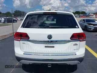 2019 Volkswagen Atlas SEL with VIN 1V2MR2CA7KC557754, listed as a IAAI auction lot 42264080 with 20,412 mi miles and . Bid and sale history available at DreamBid. Image 16.
