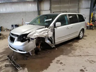 2011 Chrysler Town & Country Touring z VIN 2A4RR5DG1BR681807, wystawiony jako Copart lot #58126875 z przebiegiem 119 332 mil mil oraz Szkoda całkowita • Salvage title. Historia ofert i sprzedaży dostępna na DreamBid. Obrazek 1.