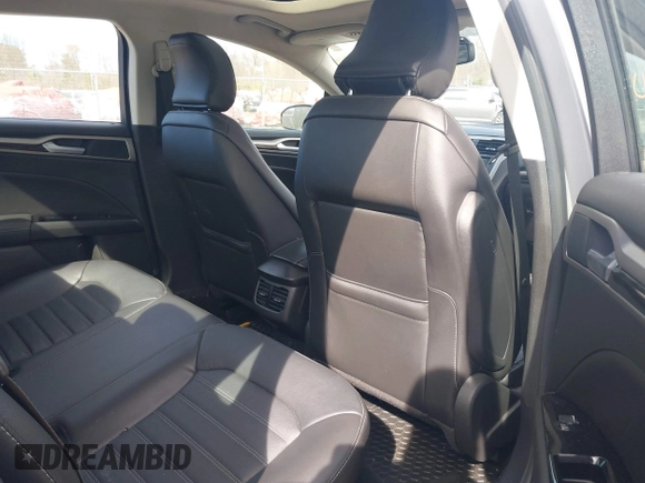 2016 Ford Fusion SE with VIN 3FA6P0T93GR348715, listed as a IAAI auction lot 41810962 with 102,782 mi miles. Bid and sale history available at carsss.com. Image 8.