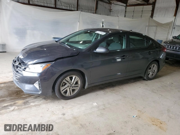 2020 Hyundai Elantra Value Edition z VIN 5NPD84LF4LH606314, wystawiony jako Copart lot #55727445 z przebiegiem 153 301 mil mil oraz Szkoda całkowita • Salvage title. Historia ofert i sprzedaży dostępna na DreamBid. Obrazek 1.