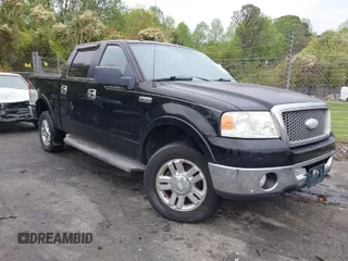 2006 Ford F-150 XLT with VIN 1FTPW14506KB52740, listed as a IAAI auction lot 42012144 with 288,242 mi miles. Bid and sale history available at carsss.com. Image 1.