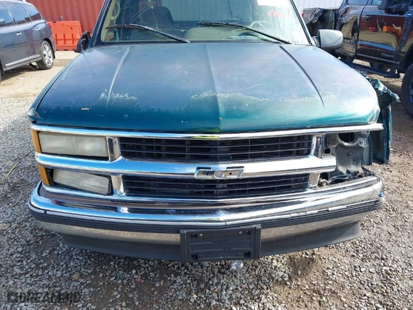 1995 Chevrolet C/K 1500 with VIN 2GCEC19K9S1279186, listed as a IAAI auction lot 41331209 with 264,309 mi miles. Bid and sale history available at carsss.com. Image 17.