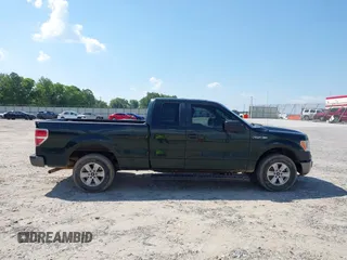 2014 Ford F-150 XL z VIN 1FTEX1CM2EFB18156, wystawiony jako IAAI lot #42564598 z przebiegiem 211 893 mil mil oraz . Historia ofert i sprzedaży dostępna na DreamBid. Obrazek 13.