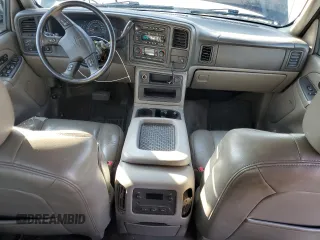 2006 Chevrolet Avalanche Z71 with VIN 3GNEK12Z26G243936, listed as a Copart auction lot 89302025 with 79,905 mi miles and Salvage Title. Bid and sale history available at carsss.com. Image 8.