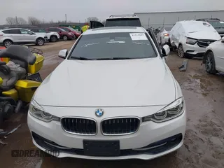 2018 BMW 3 Series 330i with VIN WBA8B9G53JNU57549, listed as a IAAI auction lot 41521049 with 63,557 mi miles and . Bid and sale history available at DreamBid. Image 12.