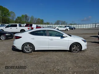 2019 Hyundai Elantra SEL с VIN 5NPD84LF8KH431189, выставлен на аукционе IAAI как лот 42014092 с пробегом 93 138 миль миль и . История ставок и продаж доступна на DreamBid. Изображение 13.