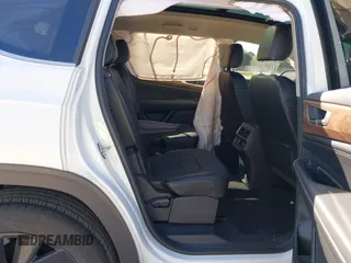 2024 Volkswagen Atlas SE с VIN 1V2JR2CA6RC551229, выставлен на аукционе IAAI как лот 41473599 с пробегом 10 243 миль миль и . История ставок и продаж доступна на DreamBid. Изображение 8.