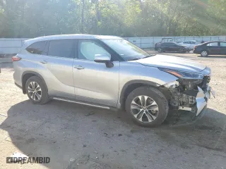 2021 Toyota Highlander XLE with VIN 5TDGZRAHXMS082996, listed as a Copart auction lot 52642695 with 53,483 mi miles and Salvage Title. Bid and sale history available at carsss.com. Image 4.