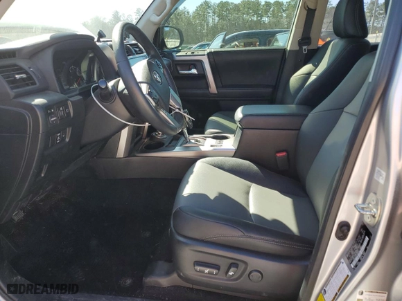 2022 Toyota 4Runner SR5 Premium with VIN JTENU5JR1N5983670, listed as a Copart auction lot 48740885 with 46,445 mi miles and Salvage Title. Bid and sale history available at carsss.com. Image 7.