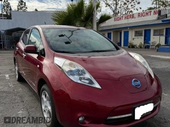 2011 Nissan LEAF SL-e with VIN JN1AZ0CP4BT000865, listed as a Copart auction lot 83054344 with 83,101 mi miles and Clean Title. Bid and sale history available at carsss.com. Image 1.