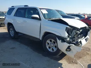 2019 Toyota 4Runner SR5 with VIN JTEZU5JR4K5193177, listed as a IAAI auction lot 41630718 with 136,381 mi miles. Bid and sale history available at carsss.com. Image 1.