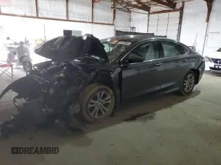 2015 Chrysler 200 Limited with VIN 1C3CCCAG0FN634135, listed as a Copart auction lot 81250584 with 0 mi miles and Salvage Title. Bid and sale history available at carsss.com. Image 1.