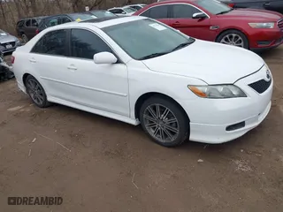 2009 Toyota Camry LE with VIN 4T1BK46KX9U595394, listed as a IAAI auction lot 41751014 with 179,059 mi miles. Bid and sale history available at carsss.com. Image 1.