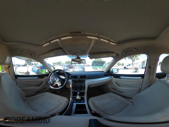 2012 Volkswagen Passat SE с VIN 1VWBP7A31CC085002, выставлен на аукционе IAAI как лот 42318915 с пробегом Не указан миль и . История ставок и продаж доступна на DreamBid. Изображение 18.