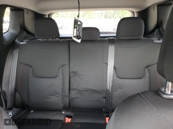 2020 Jeep Renegade Trailhawk with VIN ZACNJBC19LPL45977, listed as a Copart auction lot 50263085 with 104,709 mi miles and Non repairable. Bid and sale history available at DreamBid. Image 10.