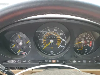 1988 Mercedes-Benz 560 SL with VIN WDBBA48D0JA088868, listed as a Copart auction lot 83309994 with 161,517 mi miles and Clean Title. Bid and sale history available at carsss.com. Image 9.