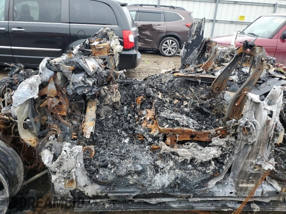 2024 Ford F-150 z VIN 1FTFW7LD2RFB70449, wystawiony jako Copart lot #80944754 z przebiegiem Nie podano mil oraz Szkoda całkowita • Salvage title. Historia ofert i sprzedaży dostępna na DreamBid. Obrazek 7.