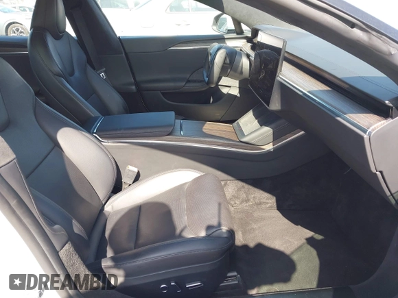 2022 Tesla Model S с VIN 5YJSA1E50NF459084, выставлен на аукционе IAAI как лот 42497645 с пробегом 31 098 миль миль и . История ставок и продаж доступна на DreamBid. Изображение 5.