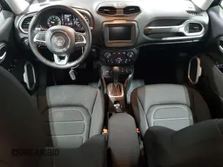 2020 Jeep Renegade Altitude with VIN ZACNJBBB4LPL73485, listed as a Copart auction lot 83314814 with 8,394 mi miles and Clean title. Bid and sale history available at DreamBid. Image 8.