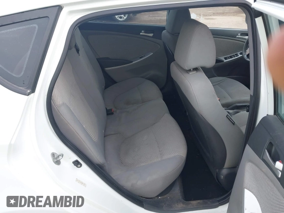 2012 Hyundai Accent GS z VIN KMHCT5AE9CU003502, wystawiony jako IAAI lot #41958632 z przebiegiem 187 577 mil mil oraz . Historia ofert i sprzedaży dostępna na DreamBid. Obrazek 8.