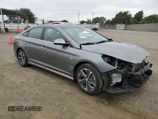 2018 Hyundai Sonata Hybrid Limited with VIN KMHE34L37JA087056, listed as a Copart auction lot 70388523 with 92,778 mi miles. Bid and sale history available at carsss.com. Image 4.