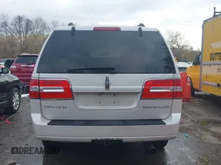 2009 Lincoln Navigator with VIN 5LMFU28519EJ01390, listed as a IAAI auction lot 40950017 with 168,469 mi miles and . Bid and sale history available at DreamBid. Image 17.