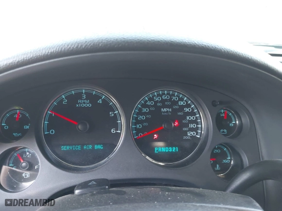 2008 Chevrolet Avalanche LT w/2LT with VIN 3GNEC12018G104236, listed as a IAAI auction lot 42059800 with 239,869 mi miles. Bid and sale history available at carsss.com. Image 7.