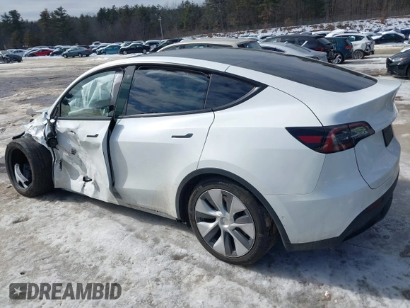 2022 Tesla Model Y Long Range with VIN 7SAYGDEE1NA013066, listed as a IAAI auction lot 41646912 with Not Provided miles and . Bid and sale history available at DreamBid. Image 14.