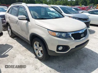 2012 Kia Sorento EX z VIN 5XYKU3A6XCG234033, wystawiony jako IAAI lot #42436461 z przebiegiem 55 664 mil mil oraz . Historia ofert i sprzedaży dostępna na DreamBid. Obrazek 1.