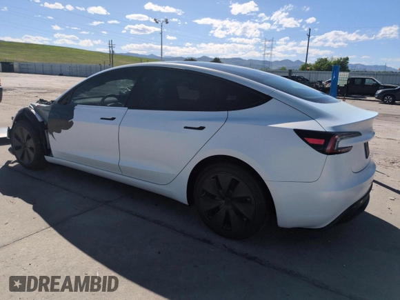 2025 Tesla Model 3 Long Range z VIN 5YJ3E1EA0SF931348, wystawiony jako Copart lot #57074935 z przebiegiem 2 153 mil mil oraz Szkoda całkowita • Salvage title. Historia ofert i sprzedaży dostępna na DreamBid. Obrazek 2.