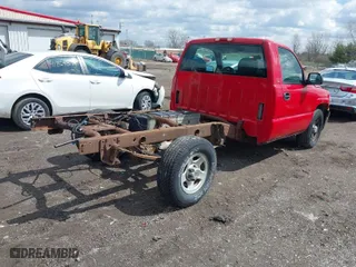 2002 Chevrolet Silverado 1500 with VIN 1GCEC14W22Z103016, listed as a IAAI auction lot 41843738 with 285,123 mi miles. Bid and sale history available at carsss.com. Image 4.