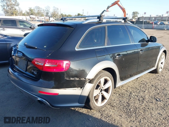 2013 Audi allroad Premium with VIN WA19FAFL8DA142099, listed as a IAAI auction lot 41641097 with 152,559 mi miles. Bid and sale history available at carsss.com. Image 4.