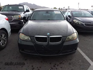2007 BMW 3 Series 328i z VIN WBAVA335X7PV67150, wystawiony jako IAAI lot #42394401 z przebiegiem 278 351 mil mil oraz . Historia ofert i sprzedaży dostępna na DreamBid. Obrazek 6.