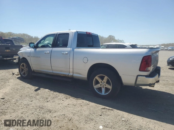 2012 Ram 1500 Lone Star z VIN 1C6RD7GT4CS107783, wystawiony jako Copart lot #54823385 z przebiegiem 153 371 mil mil oraz Czysty tytuł • Clean title. Historia ofert i sprzedaży dostępna na DreamBid. Obrazek 2.