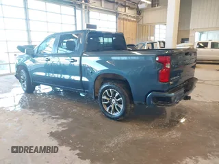 2024 Chevrolet Silverado 1500 RST with VIN 1GCUDEED8RZ213673, listed as a IAAI auction lot 41368235 with 8,675 mi miles. Bid and sale history available at carsss.com. Image 3.