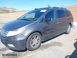 2011 Honda Odyssey EX-L with VIN 5FNRL5H68BB092628, listed as a IAAI auction lot 41820351 with 243,538 mi miles. Bid and sale history available at carsss.com. Image 17.