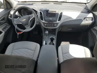 2021 Chevrolet Equinox LS z VIN 3GNAXHEV6MS128087, wystawiony jako Copart lot #55735225 z przebiegiem 24 368 mil mil oraz Szkoda całkowita • Salvage title. Historia ofert i sprzedaży dostępna na DreamBid. Obrazek 8.