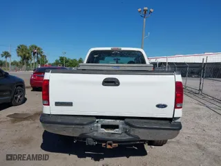 2006 Ford Super Duty F-250 XL with VIN 1FTSW21P36ED38938, listed as a IAAI auction lot 41835792 with 202,794 mi miles. Bid and sale history available at carsss.com. Image 16.