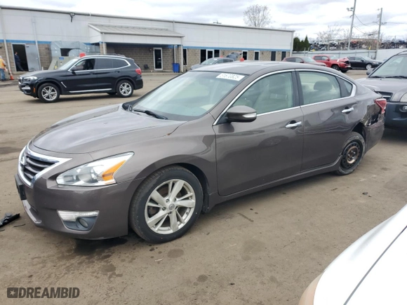 2013 Nissan Altima 2.5 SV with VIN 1N4AL3AP2DC173733, listed as a Copart auction lot 51670825 with 135,124 mi miles and Salvage Title. Bid and sale history available at carsss.com. Image 1.