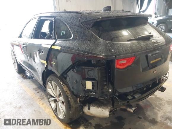 2017 Jaguar F-Pace 35t R-Sport with VIN SADCL2BV3HA068568, listed as a IAAI auction lot 41437570 with 39,025 mi miles and . Bid and sale history available at DreamBid. Image 18.